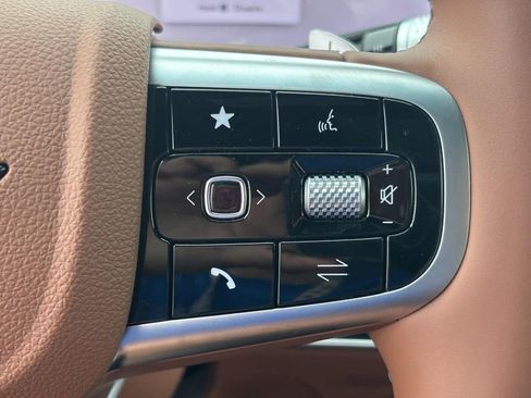 Used 2026 Genesis GV70 2.5T Advanced image 13