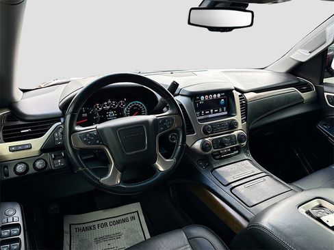 Used 2019 GMC Yukon XL Denali w/ Denali Ultimate Package image 24