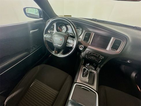 Used 2023 Dodge Charger SXT image 9