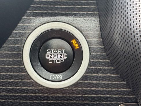 Used 2019 RAM 1500 Limited image 24