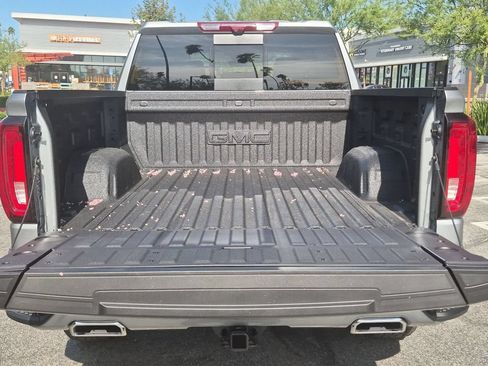 New 2026 GMC Sierra 1500 AT4 w/ Technology Package AWD/4WD image 23