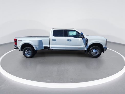 New 2026 Ford F350 King Ranch w/ Chrome Package image 9