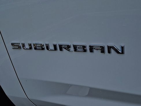 New 2026 Chevrolet Suburban LS AWD/4WD image 17