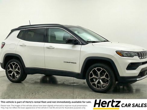 Used 2025 Jeep Compass Limited image 1