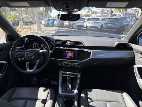 Used 2022 Audi Q3 2.0T Premium w/ Convenience Package image 16