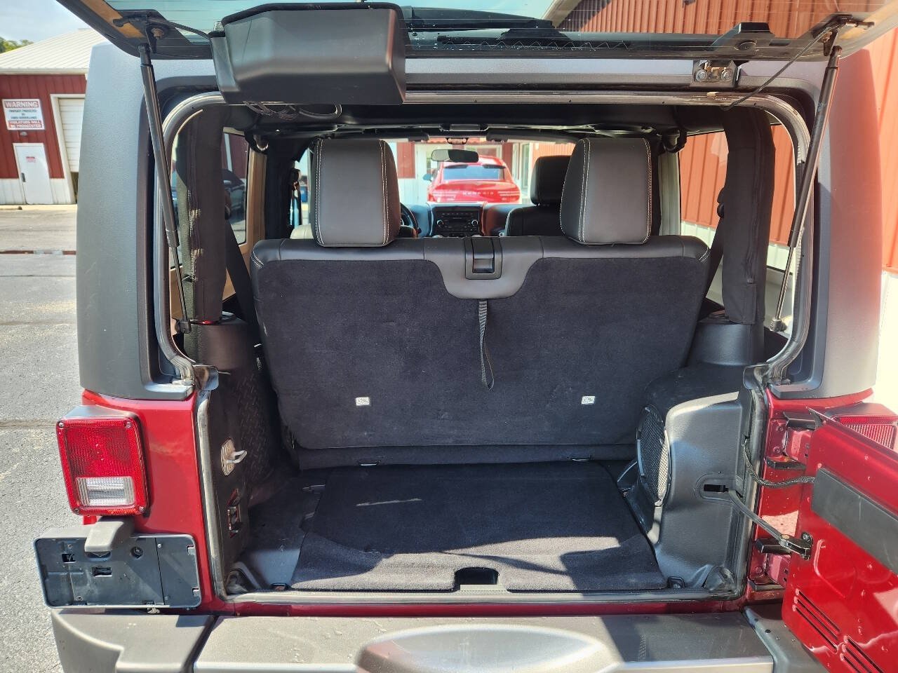Used 2012 Jeep Wrangler Sport AWD/4WD image 12