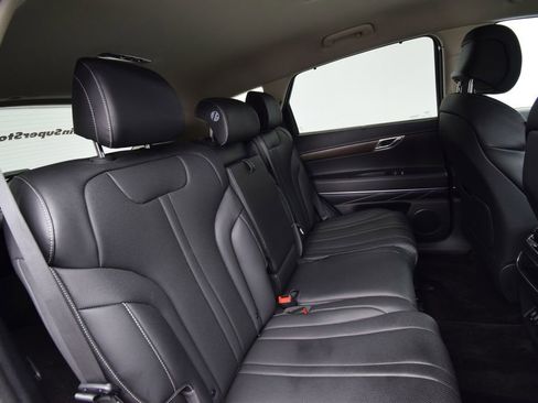Used 2024 Genesis GV80 2.5T image 23