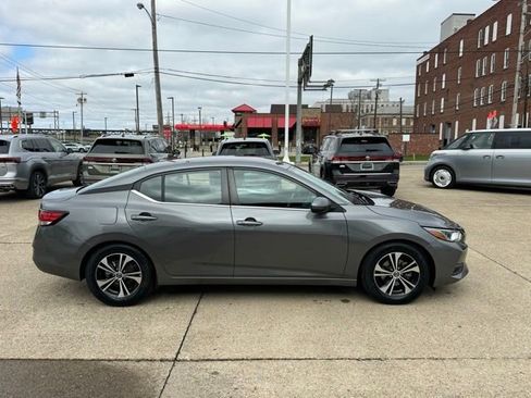 Used 2021 Nissan Sentra SV image 6