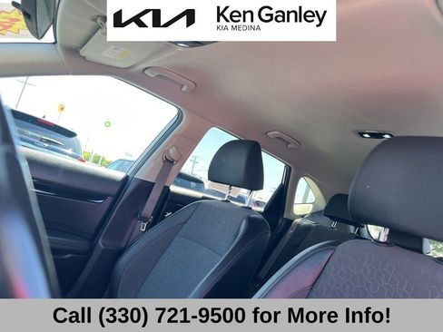 Used 2024 Kia Seltos S AWD/4WD image 43