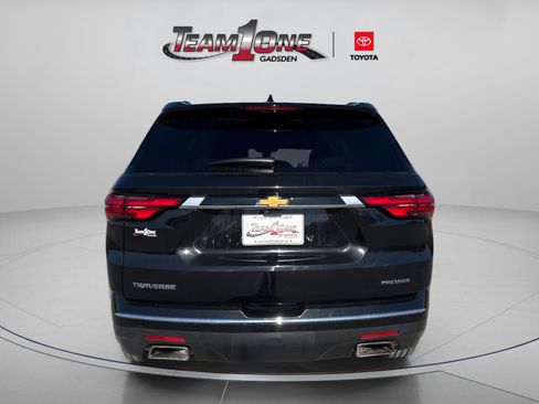 Used 2023 Chevrolet Traverse Premier image 7