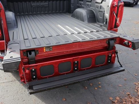 New 2026 GMC Sierra 1500 AT4 w/ AT4 Premium Package image 8