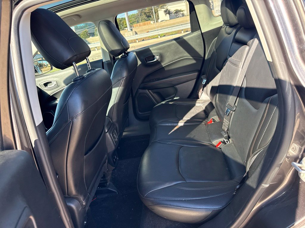 Used 2018 Jeep Compass Limited w/ Navigation Group FWD image 14