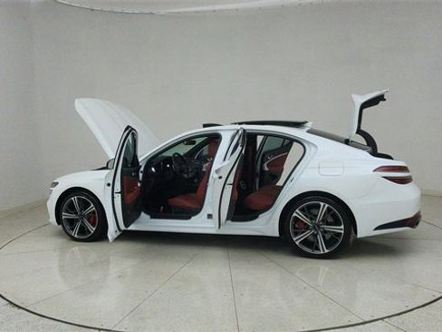 Used 2025 Genesis G70 2.5T w/ Sport Prestige Package image 73