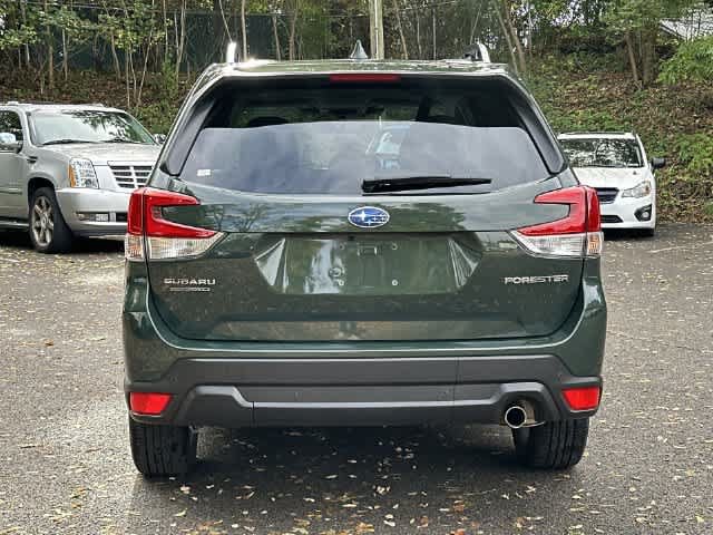 Certified 2023 Subaru Forester Limited AWD/4WD image 4