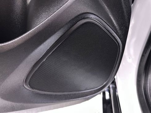 Used 2024 Buick Encore GX Sport Touring image 25