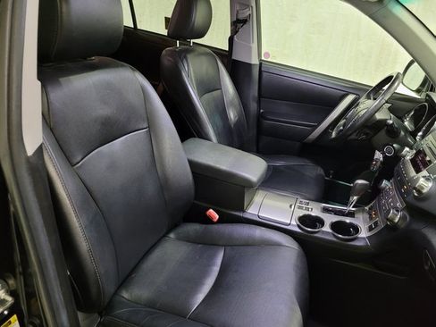 Used 2012 Toyota Highlander 4WD image 54