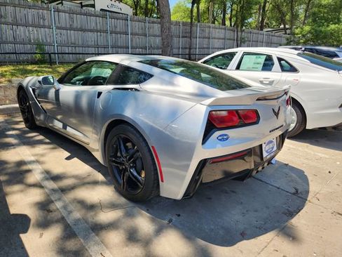 Used 2017 Chevrolet Corvette Stingray Coupe w/ Carbon Flash Badge Package RWD image 3