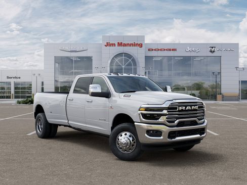 New 2026 RAM 3500 Laramie AWD/4WD image 5