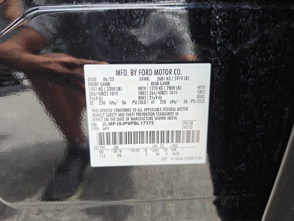 Used 2023 Lincoln Nautilus Black Label AWD/4WD image 35