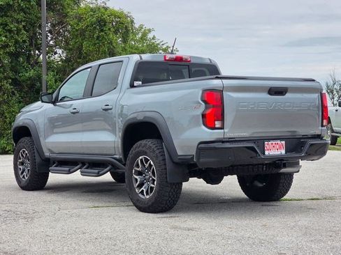 Used 2024 Chevrolet Colorado ZR2 w/ Technology Package AWD/4WD image 6