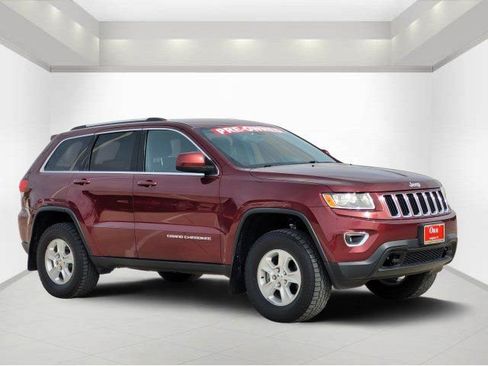 Used 2016 Jeep Grand Cherokee Laredo w/ Quick Order Package 23E AWD/4WD image 1