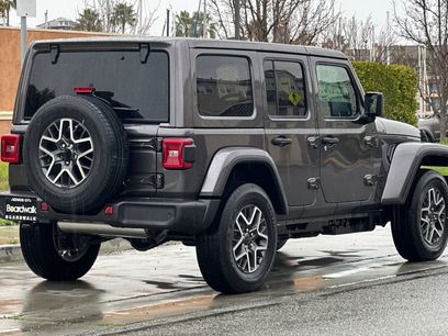 New 2026 Jeep Wrangler Unlimited Sahara w/ Safety Group