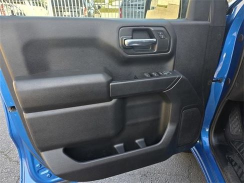 Certified 2022 Chevrolet Silverado 1500 Custom image 10