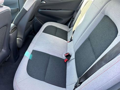 Used 2017 Chevrolet Bolt LT image 18