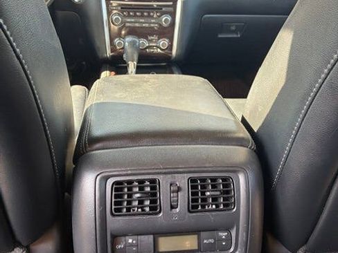 Used 2014 Nissan Pathfinder SL FWD image 14