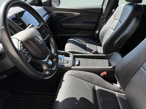 Certified 2023 Honda Passport EX-L image 17