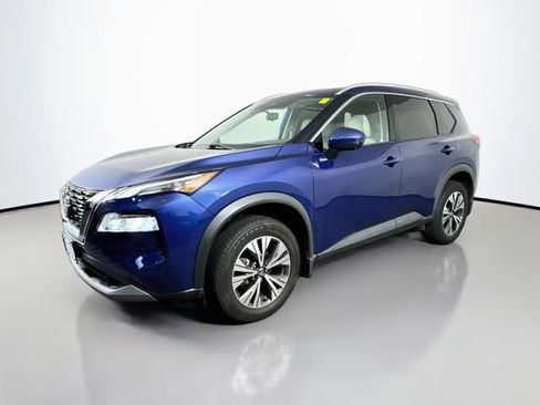 Used 2021 Nissan Rogue SV w/ Premium Package AWD/4WD image 2