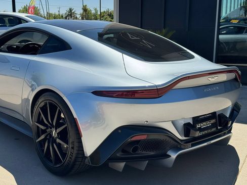 Used 2019 Aston Martin V8 Vantage Coupe RWD image 42