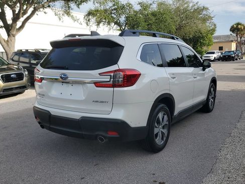 Used 2024 Subaru Ascent Premium AWD/4WD image 5