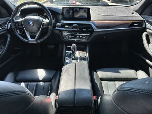 Used 2017 BMW 530i xDrive 530i xDrive image 14