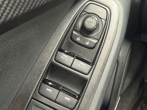 Certified 2025 Subaru Crosstrek 2.5i Wilderness image 18