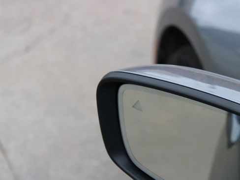 Used 2025 BMW 330i Sedan image 22