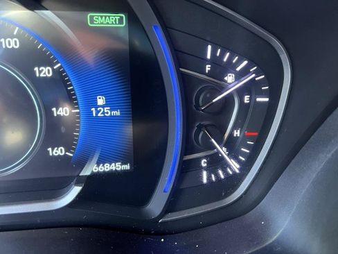 Used 2019 Hyundai Santa Fe Limited AWD/4WD image 26