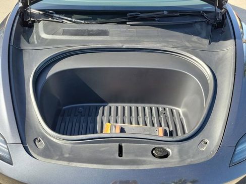 Used 2025 Tesla Model 3 Long Range RWD image 31