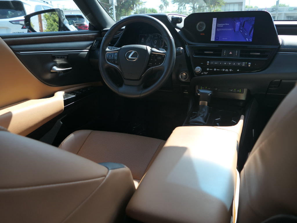 Used 2024 Lexus ES 350 w/ Premium Package FWD image 23