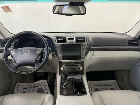 Used 2012 Lexus LS 460 w/ Luxury Value Edition RWD image 27
