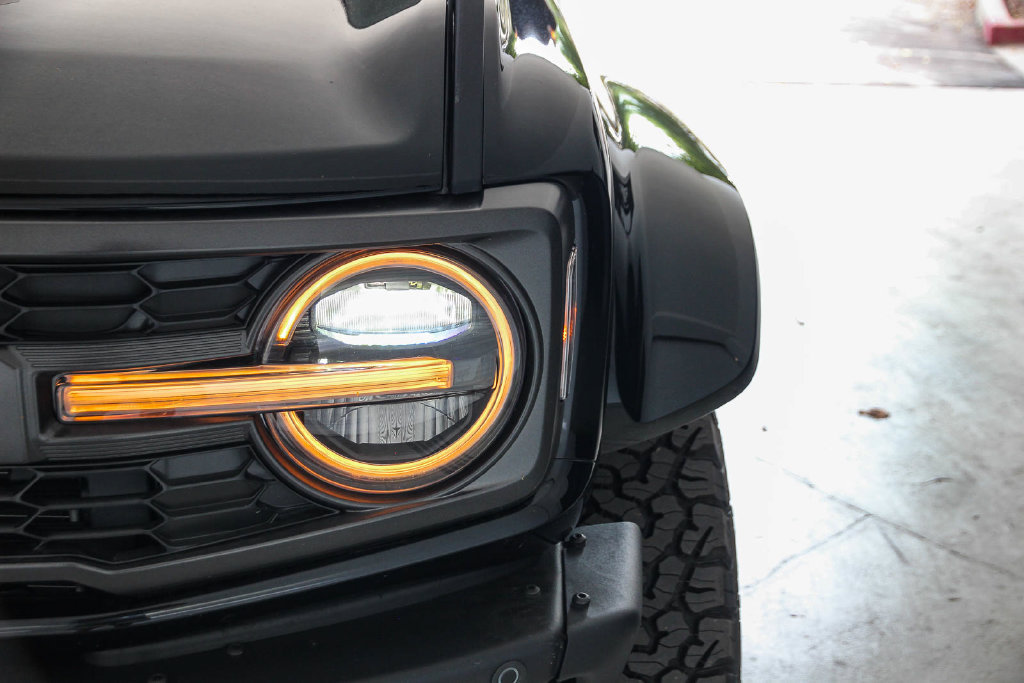 New 2026 Ford Bronco Raptor w/ Interior Carbon Fiber Pack AWD/4WD image 11