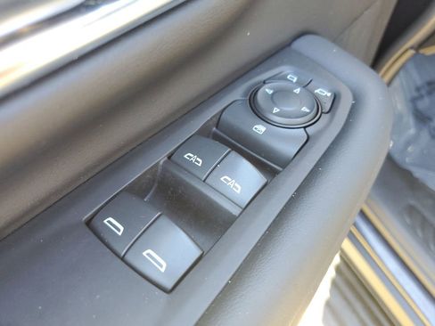 Used 2023 Chevrolet Suburban LS image 20