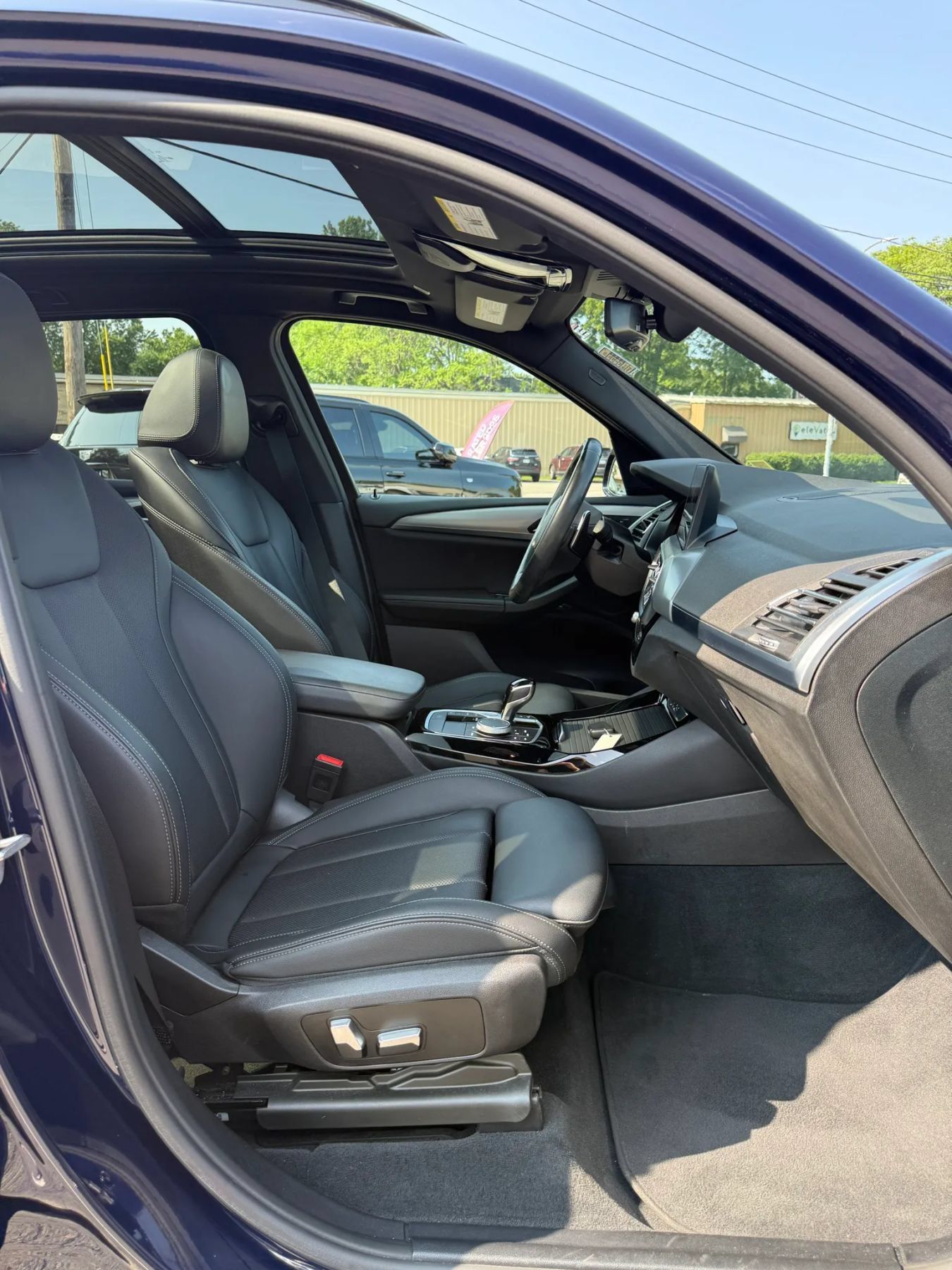 Used 2023 BMW X3 xDrive30i w/ M Sport Package AWD/4WD image 25