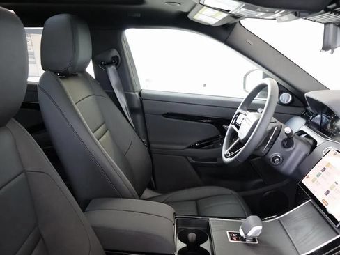 Used 2026 Land Rover Range Rover Evoque Dynamic SE AWD/4WD image 28