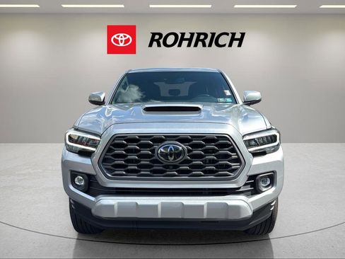 Used 2023 Toyota Tacoma TRD Sport w/ TRD Premium Sport Package AWD/4WD image 2