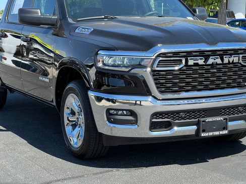 Used 2025 RAM 1500 Big Horn RWD image 10