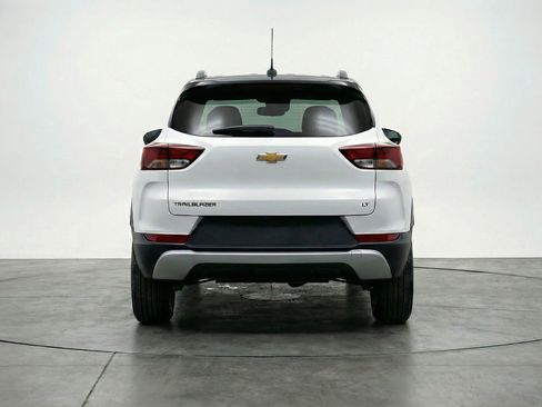 Used 2025 Chevrolet TrailBlazer LT image 7