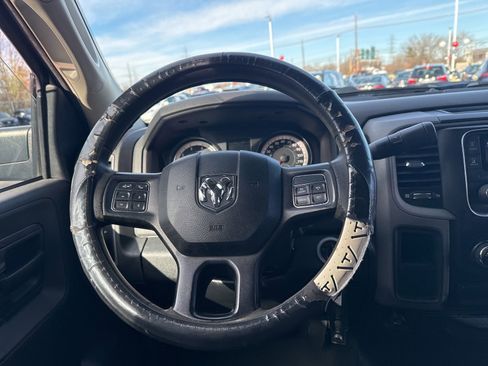 Used 2016 RAM 3500 Tradesman image 17