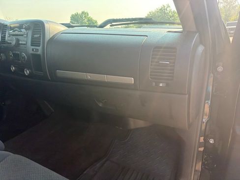 Used 2007 Chevrolet Silverado 2500 LT w/ 1LT Convenience Package AWD/4WD image 27