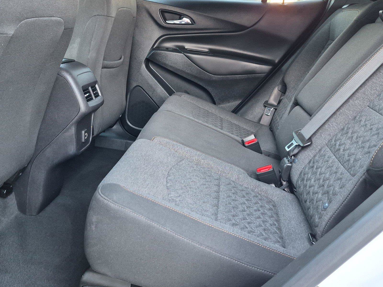 Used 2024 Chevrolet Equinox LT FWD image 16